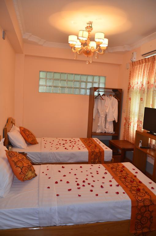 Royal Yadanarbon Hotel Mandalay Bilik gambar